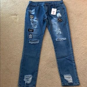 Reverb medium wash distressed jeans w/patchwork